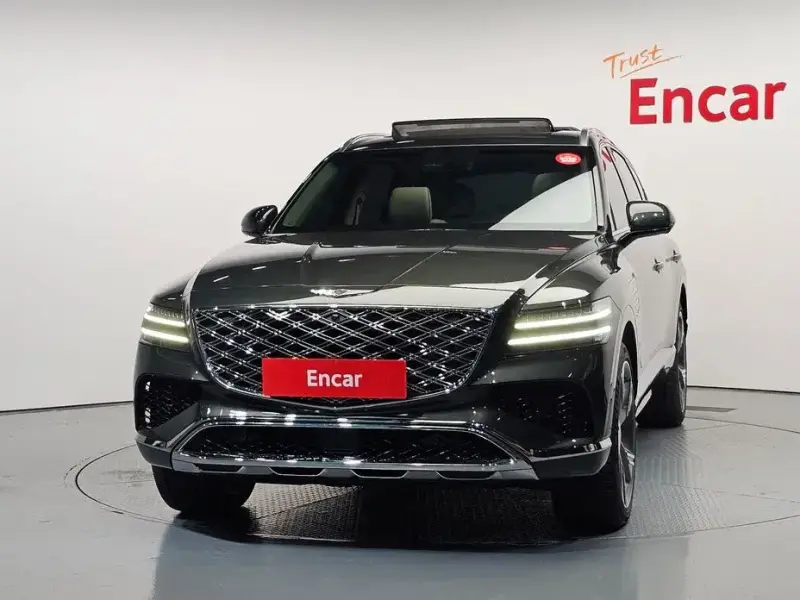 2023 Genesis GV80 с пробегом 32 479 км