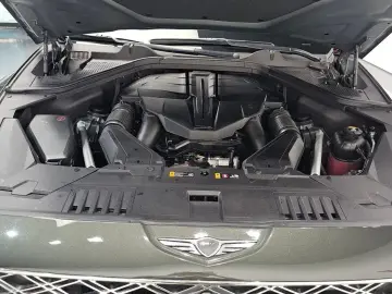 2023 Genesis GV80 с пробегом 32 479 км