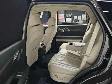 2023 Genesis GV80 с пробегом 32 479 км