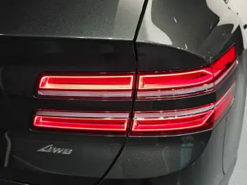 2023 Genesis GV80 с пробегом 32 479 км