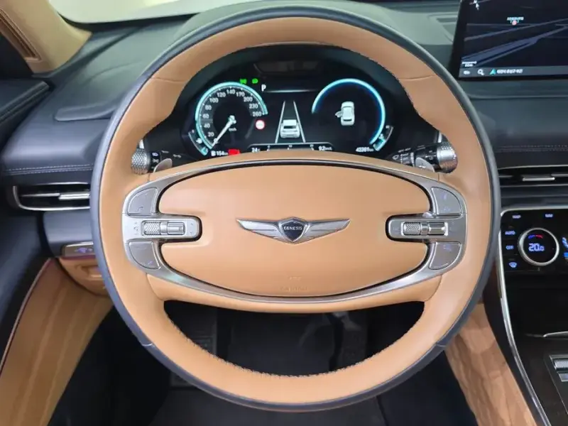 2023 Genesis GV80 с пробегом 42 381 км