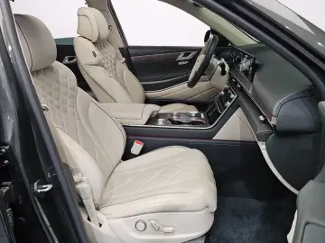 2023 Genesis GV80 с пробегом 32 479 км