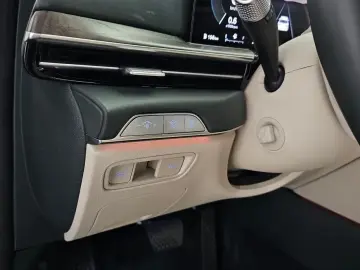 2023 Genesis GV80 с пробегом 32 479 км