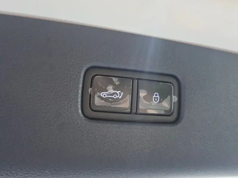 2023 Genesis GV80 с пробегом 42 381 км