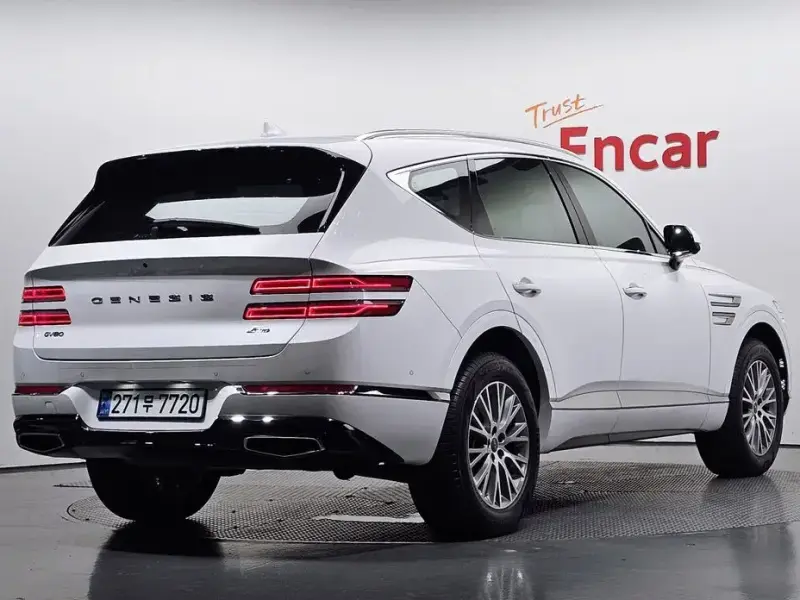 2023 Genesis GV80 с пробегом 7 197 км