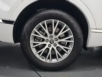2023 Genesis GV80 с пробегом 7 197 км