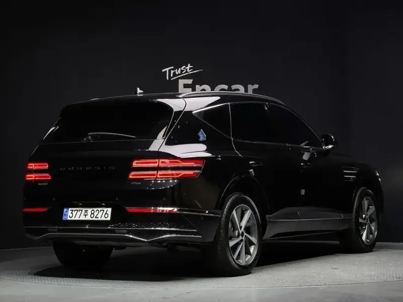 2023 Genesis GV80 с пробегом 32 033 км