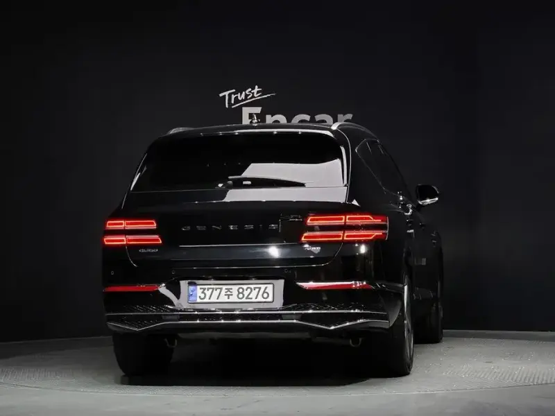 2023 Genesis GV80 с пробегом 32 033 км