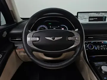 2023 Genesis GV80 с пробегом 7 197 км