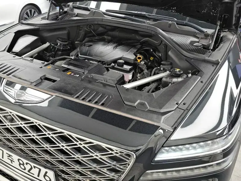 2023 Genesis GV80 с пробегом 32 033 км