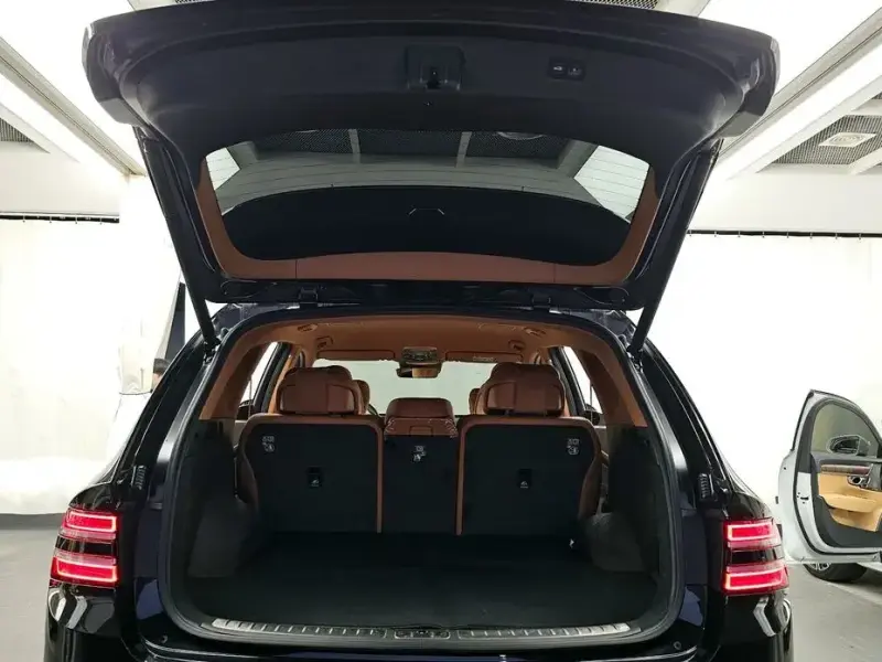 2023 Genesis GV80 с пробегом 32 033 км