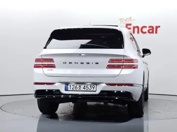 2023 Genesis GV80 с пробегом 58 674 км