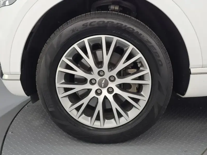 2023 Genesis GV80 с пробегом 58 674 км