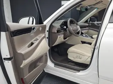 2023 Genesis GV80 с пробегом 58 674 км