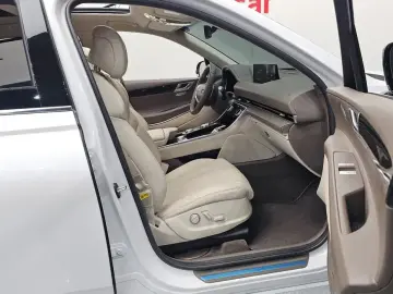 2023 Genesis GV80 с пробегом 58 674 км