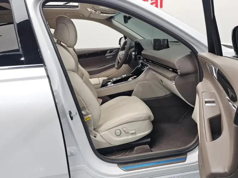 2023 Genesis GV80 с пробегом 58 674 км