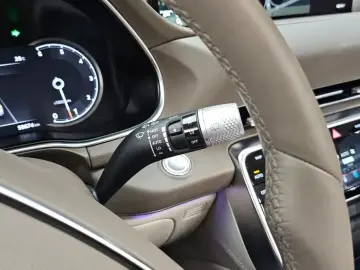 2023 Genesis GV80 с пробегом 58 674 км