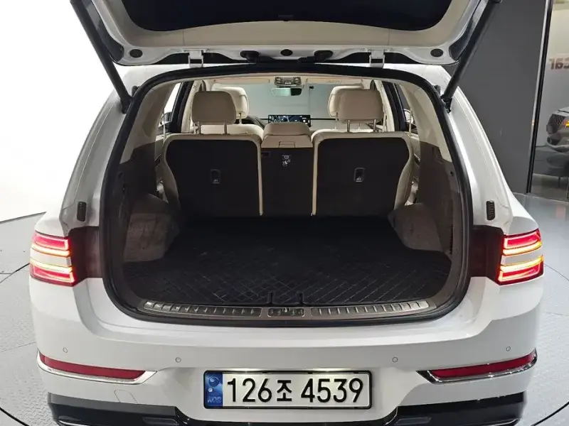 2023 Genesis GV80 с пробегом 58 674 км