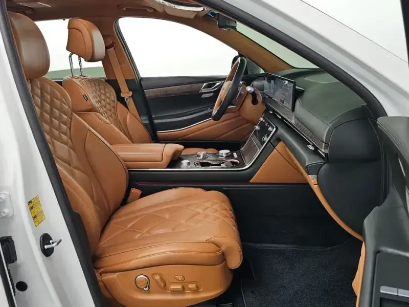 2023 Genesis GV80 с пробегом 36 714 км