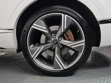 2023 Genesis GV80 с пробегом 36 714 км