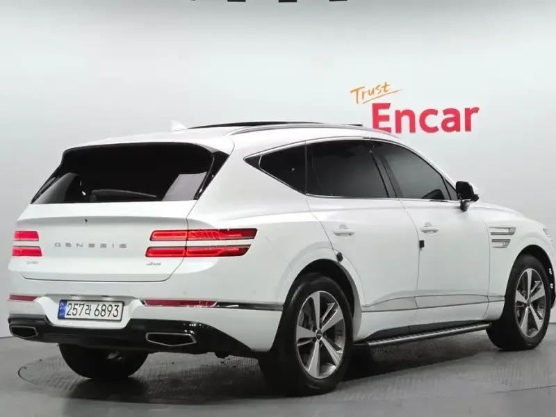 2023 Genesis GV80 с пробегом 65 090 км