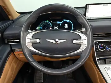 2023 Genesis GV80 с пробегом 65 090 км