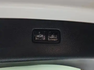 2023 Genesis GV80 с пробегом 36 714 км