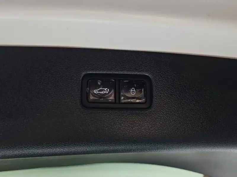 2023 Genesis GV80 с пробегом 36 714 км