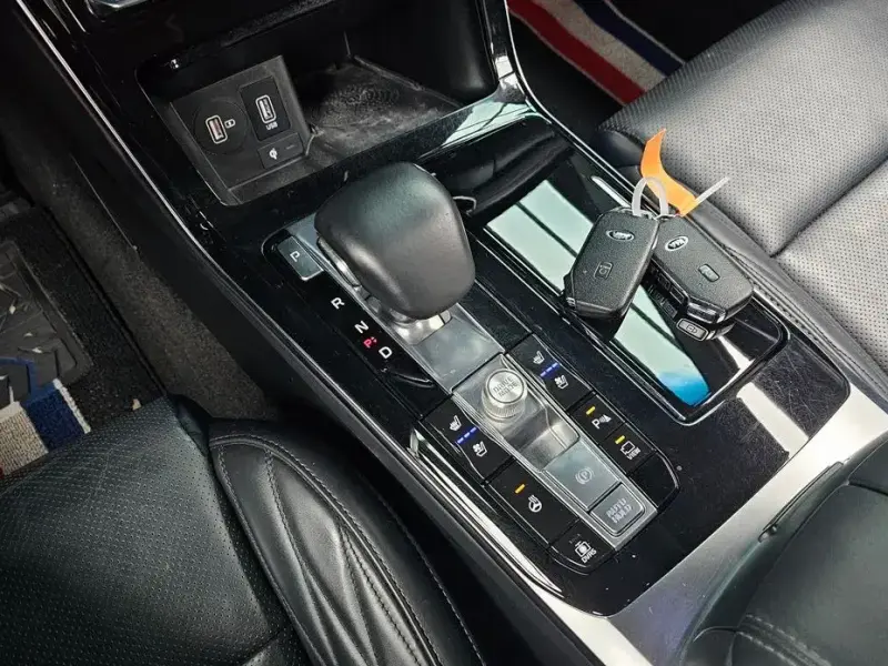 2020 Kia K7 с пробегом 64 653 км