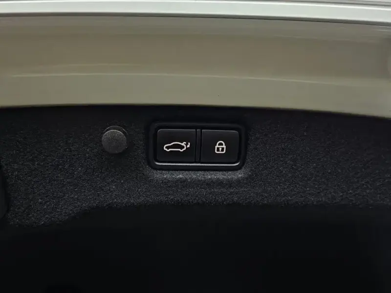 2020 Kia K7 с пробегом 64 653 км
