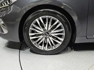 2020 Kia K7 с пробегом 42 600 км