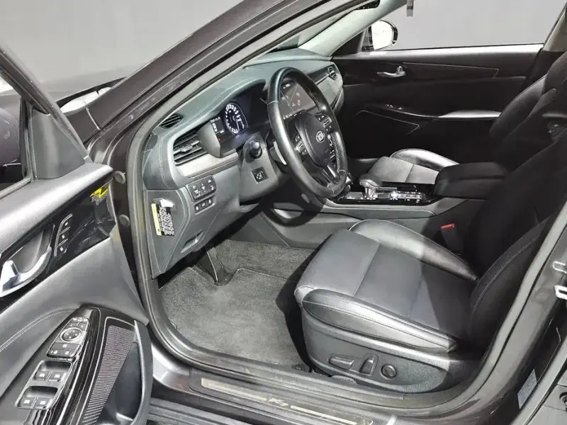 2020 Kia K7 с пробегом 42 600 км