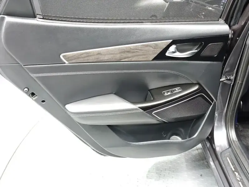 2020 Kia K7 с пробегом 42 600 км