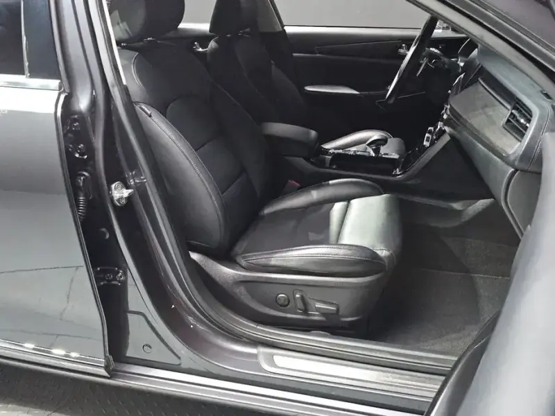 2020 Kia K7 с пробегом 42 600 км