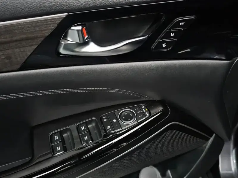 2020 Kia K7 с пробегом 42 600 км