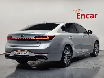 2019 Kia K7 с пробегом 5 800 км