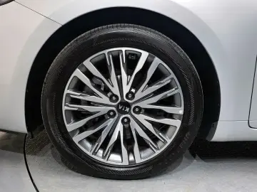 2019 Kia K7 с пробегом 5 800 км