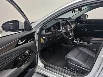 2019 Kia K7 с пробегом 5 800 км