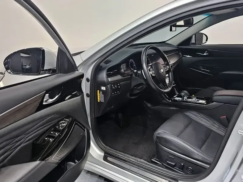 2019 Kia K7 с пробегом 5 800 км