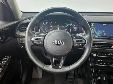 2019 Kia K7 с пробегом 5 800 км