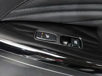 2019 Kia K7 с пробегом 5 800 км