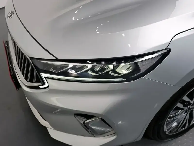 2019 Kia K7 с пробегом 5 800 км
