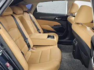 2019 Kia K7 с пробегом 98 638 км