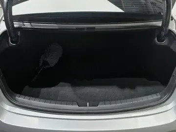 2019 Kia K7 с пробегом 5 800 км
