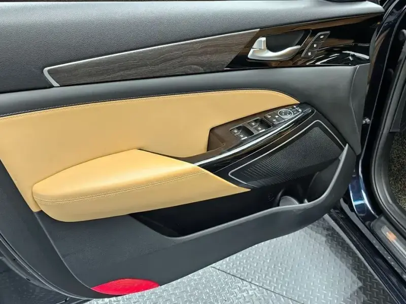 2019 Kia K7 с пробегом 98 638 км
