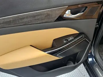 2019 Kia K7 с пробегом 98 638 км