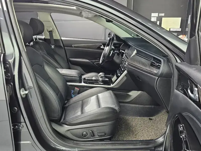 2019 Kia K7 с пробегом 77 207 км