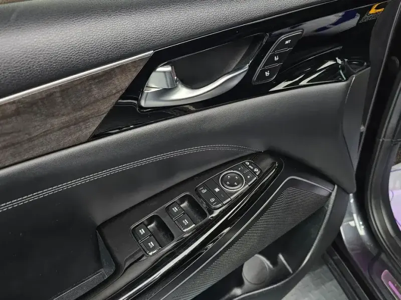 2019 Kia K7 с пробегом 77 207 км