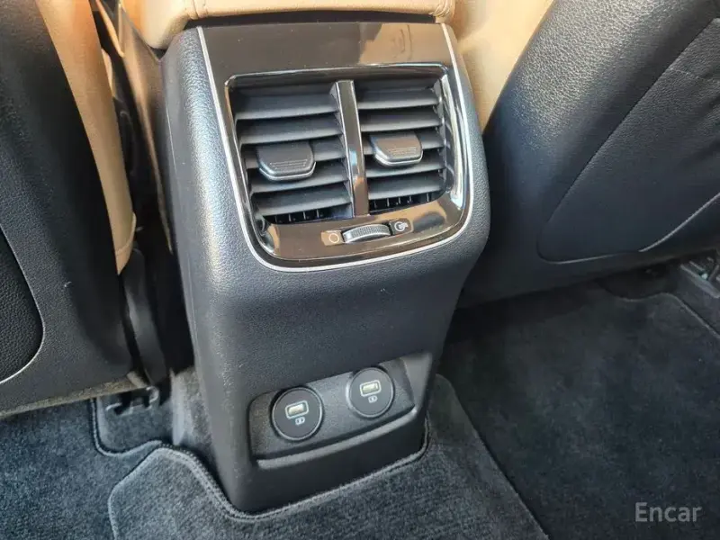 2020 Kia K7 с пробегом 67 388 км