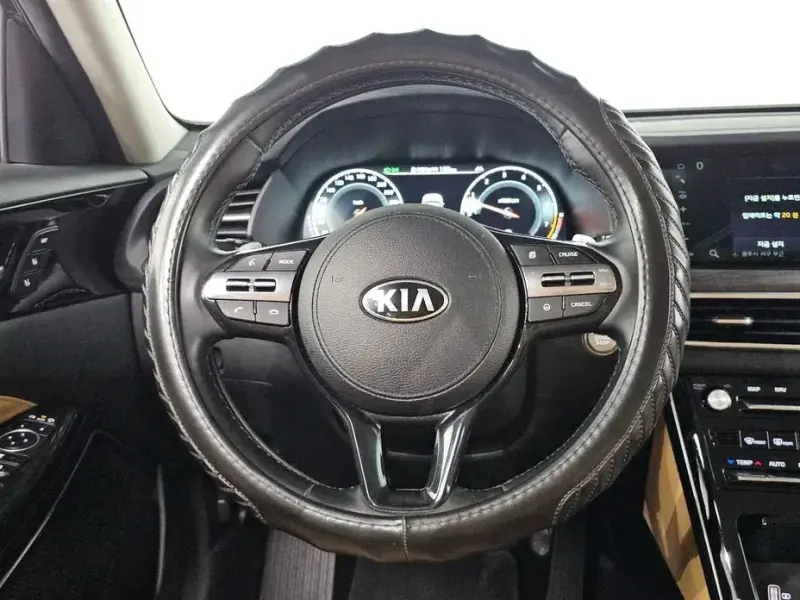 2020 Kia K7 с пробегом 52 534 км